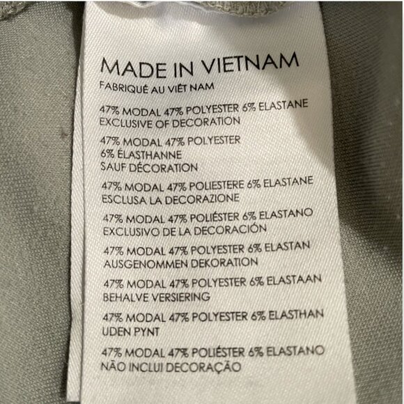 Club Monaco Oversized Soft Minimalist Lounge Top Light Green Satin Detail Small - Picture 10 of 11